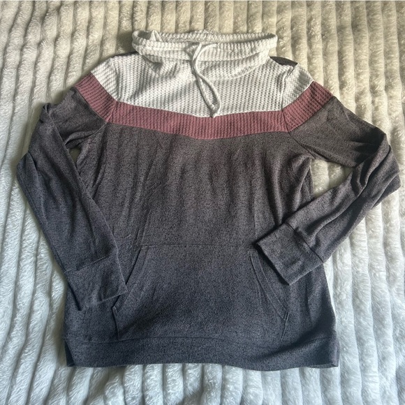 Kismet Women's USM Grey and Pink Cowl Neck Sweater - Picture 1 of 7
